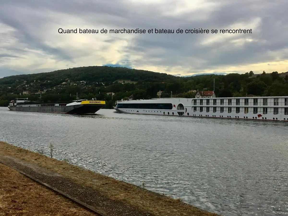 La Foulonnière de Neuville 0*, Neuville-sur-Saône France